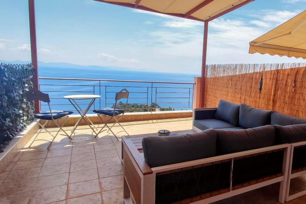 Simply Meraki Gytheian Apt With Panoramic Sea View Gythio Exterior foto