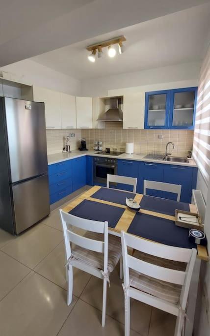 Simply Meraki Gytheian Apt With Panoramic Sea View Gythio Exterior foto
