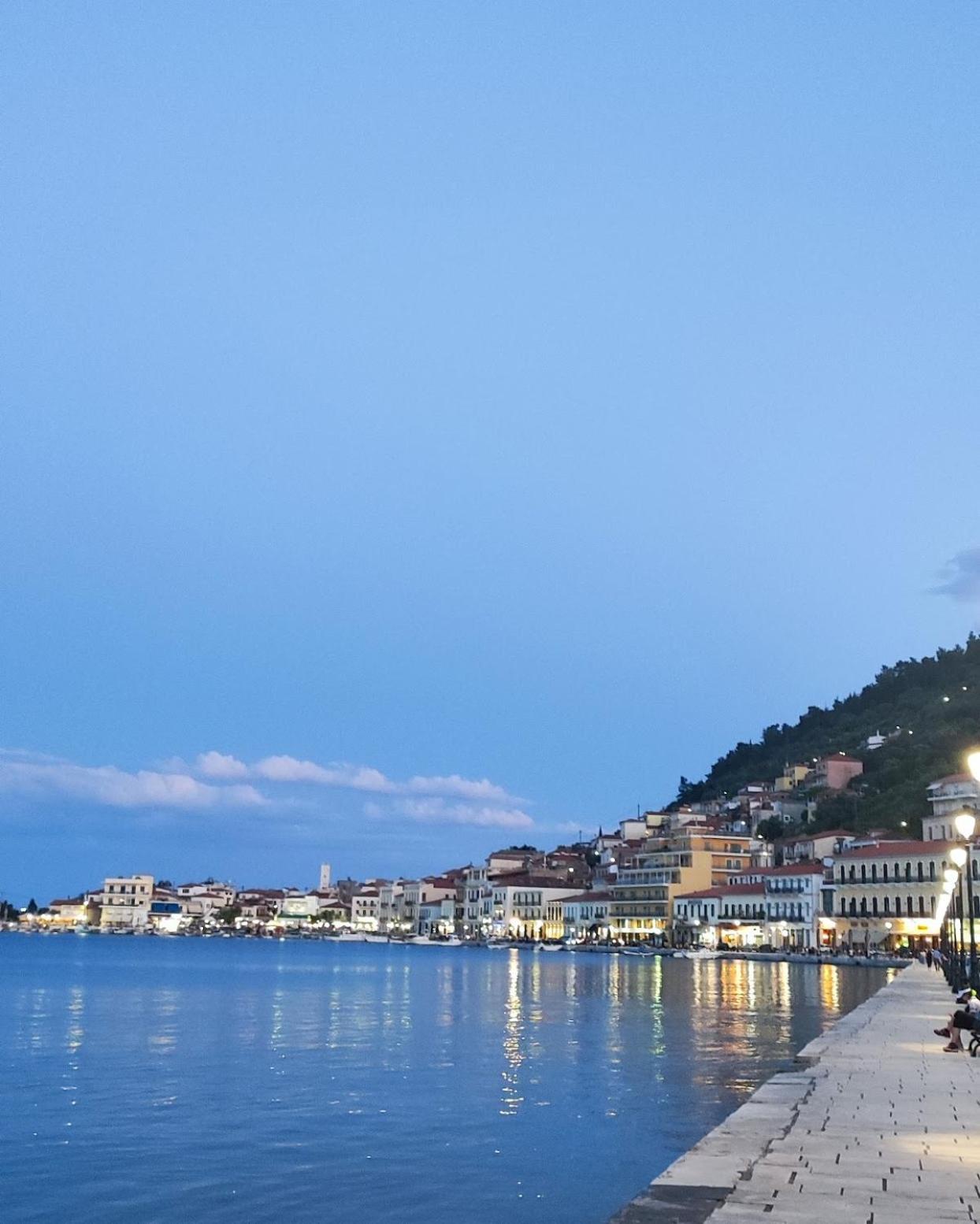 Simply Meraki Gytheian Apt With Panoramic Sea View Gythio Exterior foto